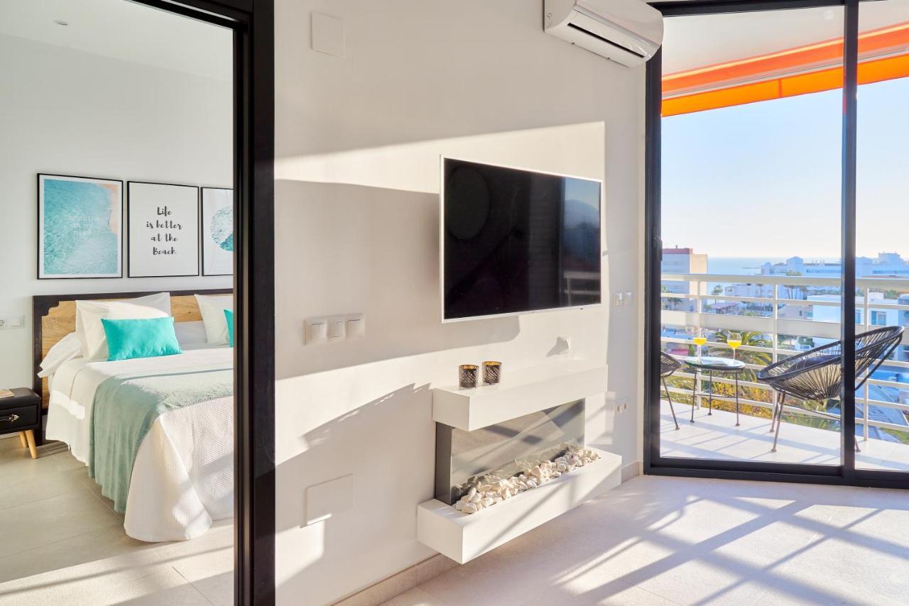 Suite Del Mar Luxury Apartment With Jacuzzi Torremolinos Kültér fotó