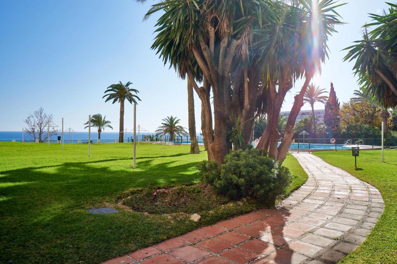 Suite Del Mar Luxury Apartment With Jacuzzi Torremolinos Kültér fotó
