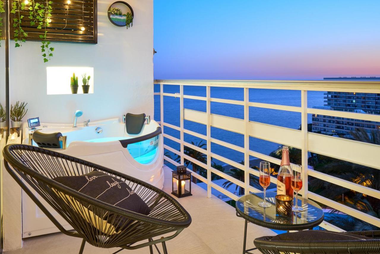 Suite Del Mar Luxury Apartment With Jacuzzi Torremolinos Kültér fotó