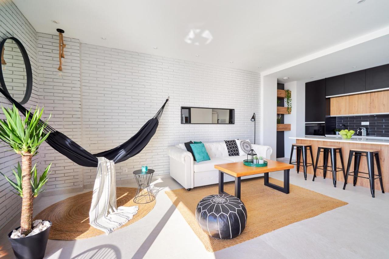Suite Del Mar Luxury Apartment With Jacuzzi Torremolinos Kültér fotó
